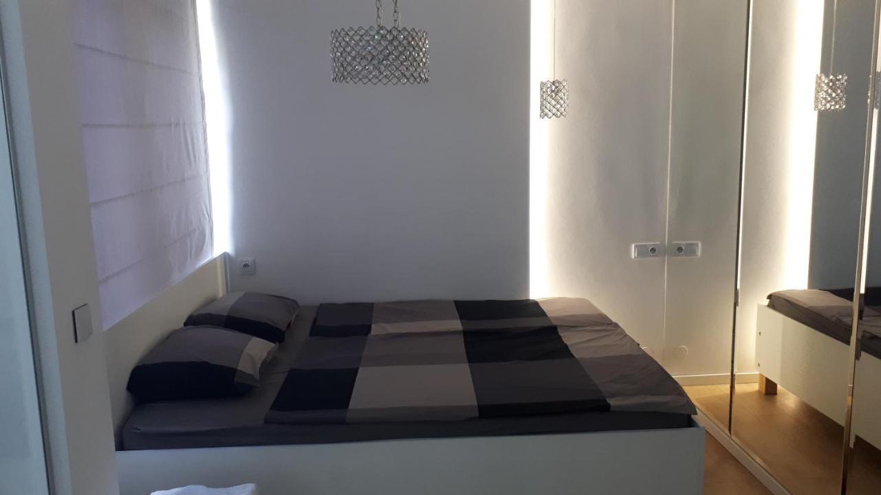 Luxury Apartment With Own Parking Chorzów Εξωτερικό φωτογραφία